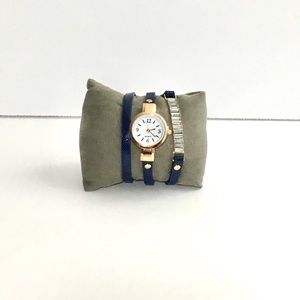 Metal/Rhinestone/Faux Leather Quart Dial .